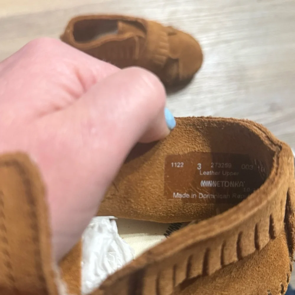 Minnetonka charming moccasins